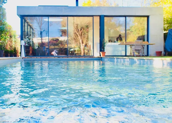 Oasis De Cauderan Villa