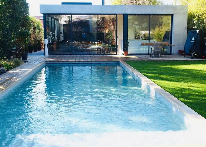 Oasis De Cauderan Villa *